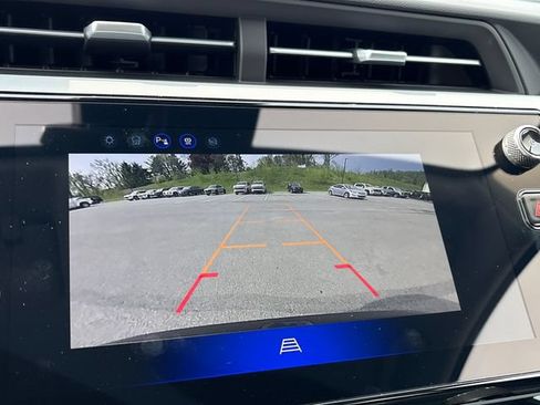 New 2027 Chevrolet Bolt LT w/ Comfort Package FWD image 10