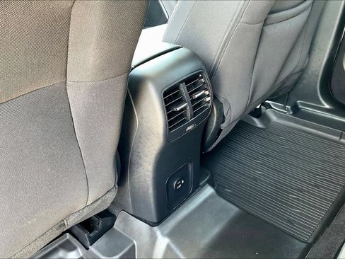 Used 2021 Ford Escape SE FWD image 22