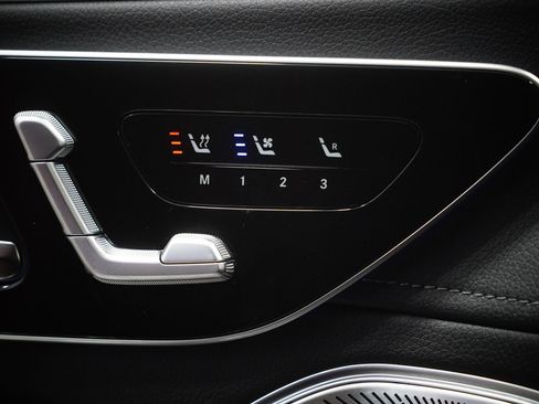 Used 2026 Mercedes-Benz EQS 550 4MATIC SUV image 32