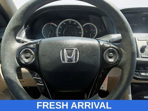 Used 2017 Honda Accord LX image 22
