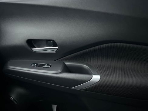 Used 2024 Nissan Kicks SV image 20