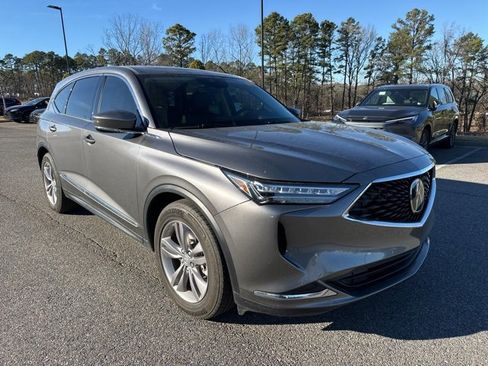Used 2023 Acura MDX SH-AWD image 2