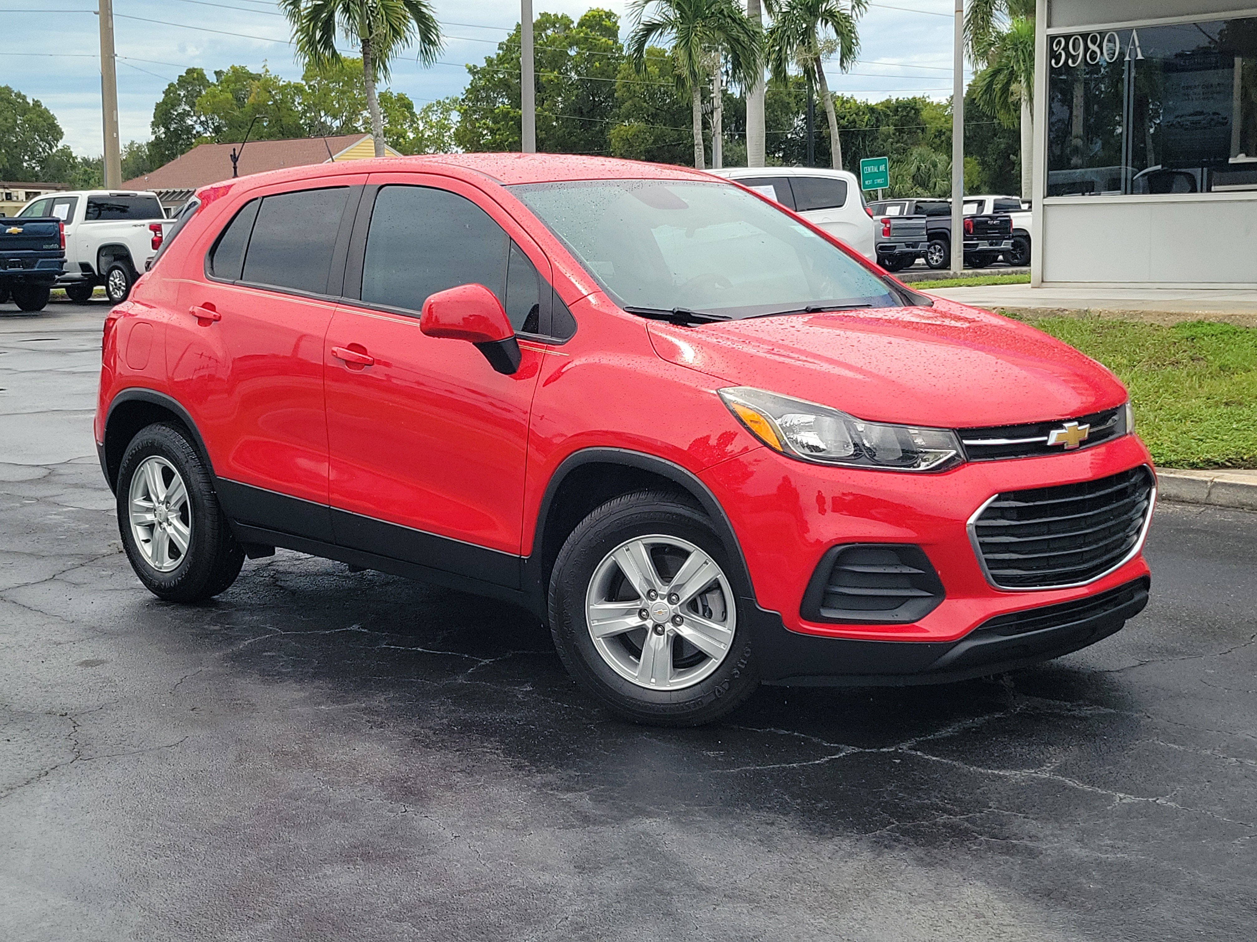 Used 2020 Chevrolet Trax LS w/ Tint and Cruise Package FWD image 30