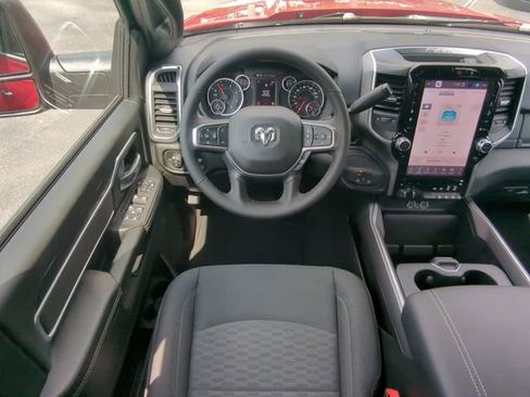 New 2026 RAM 2500 Big Horn AWD/4WD image 17