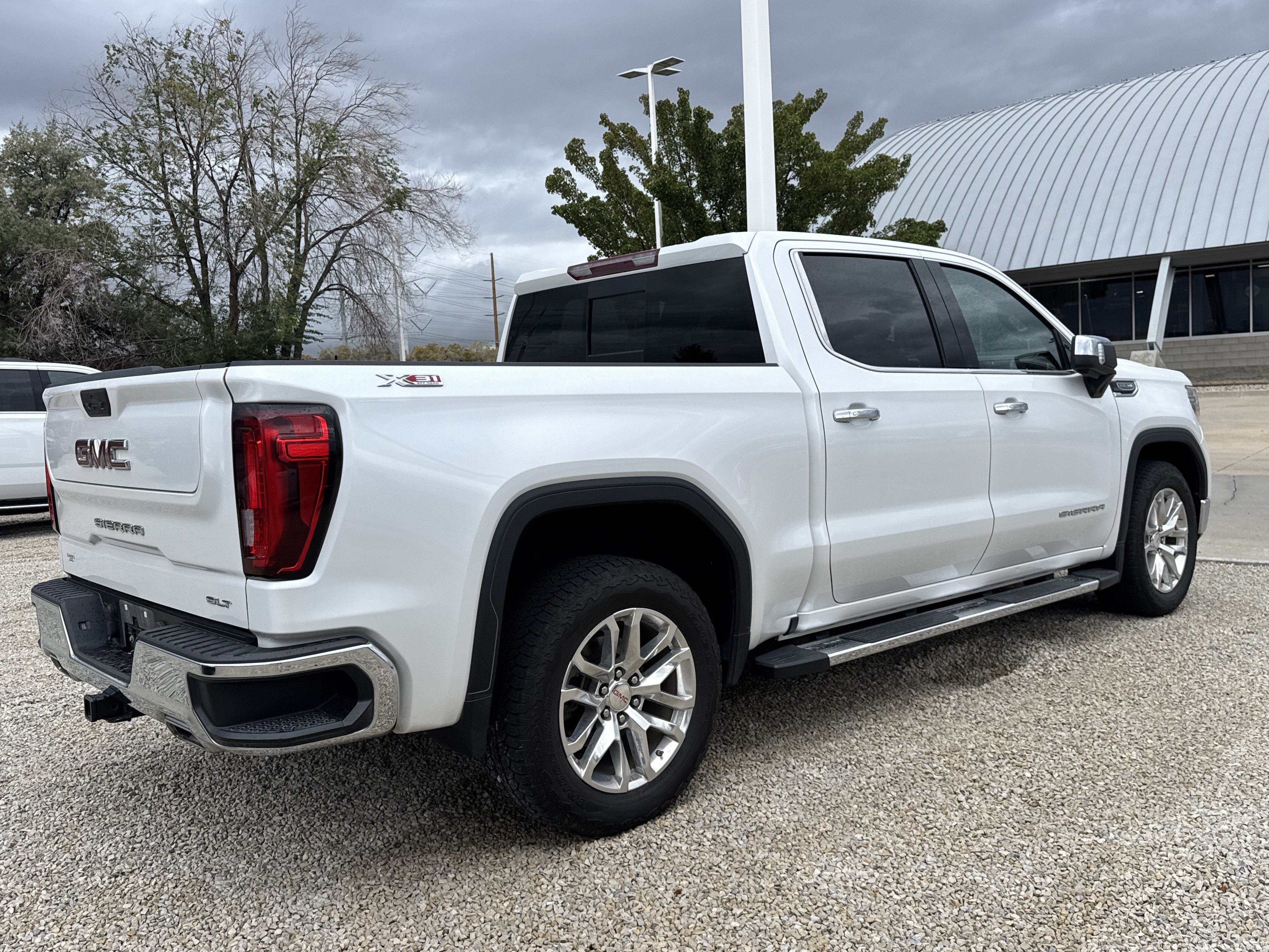 Used 2019 GMC Sierra 1500 SLT w/ SLT Premium Package AWD/4WD image 3