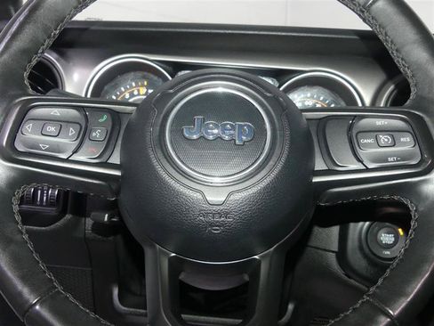 Used 2022 Jeep Wrangler Unlimited Sport AWD/4WD image 29