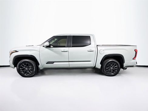 Used 2024 Toyota Tundra Platinum AWD/4WD image 33
