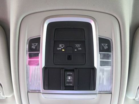 Used 2022 RAM 1500 Laramie image 44