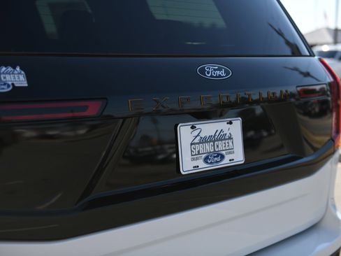 New 2026 Ford Expedition Tremor image 15