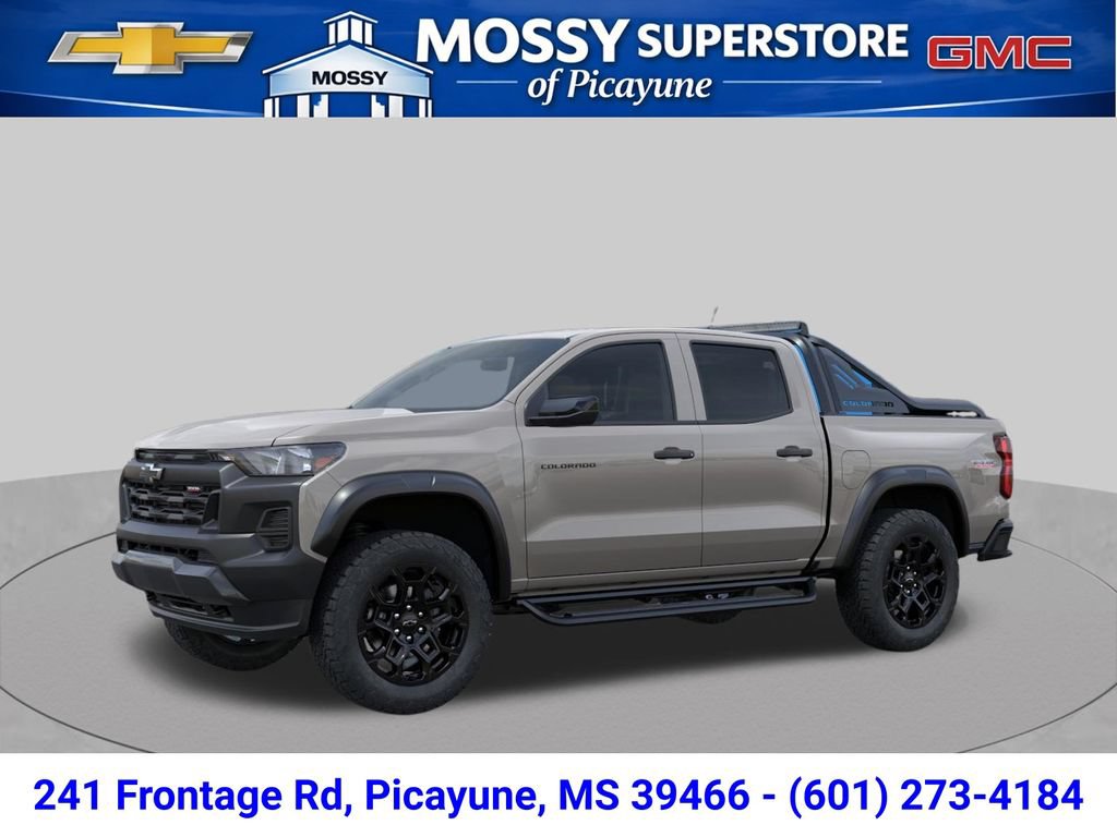 New 2026 Chevrolet Colorado Trail Boss w/ Midnight Edition AWD/4WD image 2