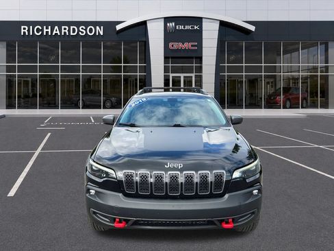 Used 2019 Jeep Cherokee Trailhawk w/ Cold Weather Group AWD/4WD image 8