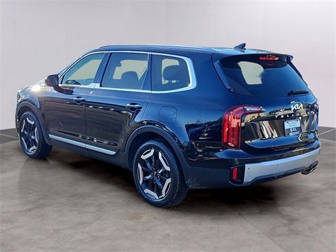 Certified 2023 Kia Telluride S w/ S Sunroof Package image 6
