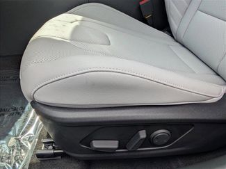 New 2025 Hyundai Elantra Limited video 4