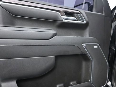 Used 2023 Chevrolet Silverado 1500 LTZ w/ LTZ Premium Texas Edition AWD/4WD image 9