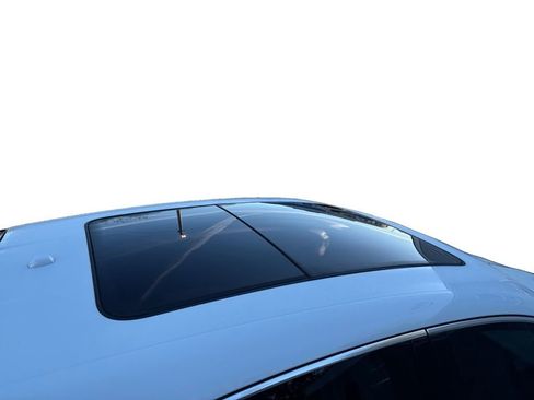 Used 2016 Porsche Macan Turbo image 21