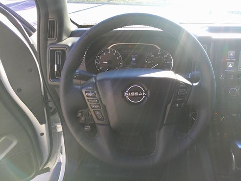 Used 2026 Nissan Frontier SV w/ SV Convenience Package image 19