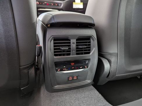 New 2026 BMW 440i xDrive w/ Premium Package image 32