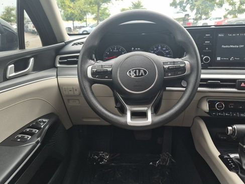Used 2021 Kia K5 LXS FWD image 13