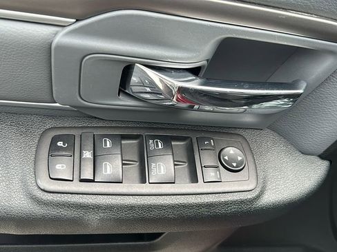 Used 2024 RAM 1500 Classic SLT image 15