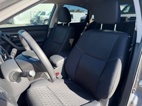 Used 2016 Nissan Altima 2.5 SV image 18