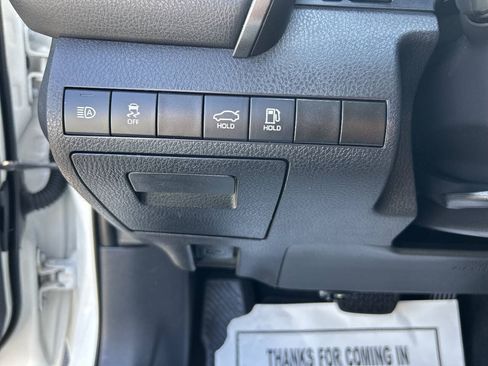 Used 2019 Toyota Camry LE w/ Protection Package (Q2) FWD image 11