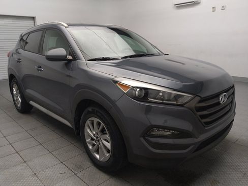 Used 2017 Hyundai Tucson SE w/ SE Popular Package 02 FWD image 13