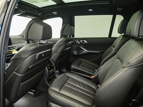 New 2026 BMW ALPINA XB7 AWD/4WD image 28