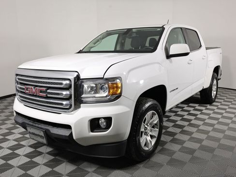 Used 2017 GMC Canyon SLE w/ SLE Convenience Package image 5