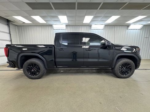Used 2025 GMC Sierra 1500 Elevation w/ Elevation Premium Package image 5