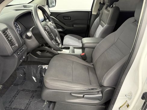 Used 2022 Nissan Frontier S w/ Technology Package image 16