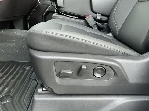 New 2026 Chevrolet Silverado 3500 LT AWD/4WD image 15