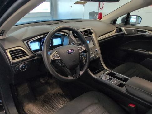 Certified 2020 Ford Fusion SE AWD/4WD image 10