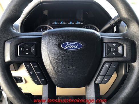 Used 2017 Ford F250 XLT w/ XLT Value Package AWD/4WD image 14