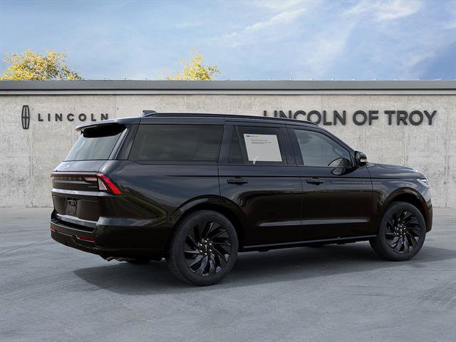 New 2027 Lincoln Navigator Reserve w/ Jet Appearance Package AWD/4WD image 6