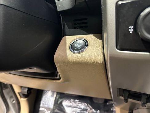 Used 2015 Ford F150 Lariat image 19