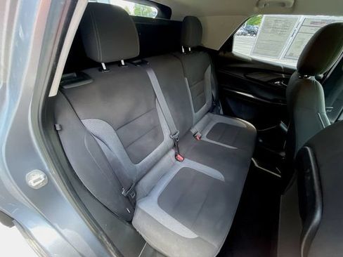 Used 2022 Chevrolet TrailBlazer LT w/ Convenience Package FWD image 25