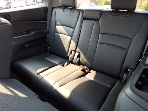 Used 2021 Honda Pilot Special Edition image 9