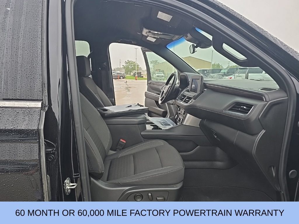 Used 2024 Chevrolet Suburban LS AWD/4WD image 18