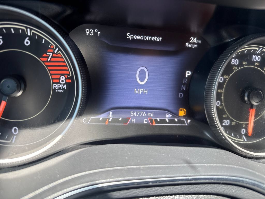 Used 2020 Jeep Cherokee Trailhawk w/ Cold Weather Group AWD/4WD image 16
