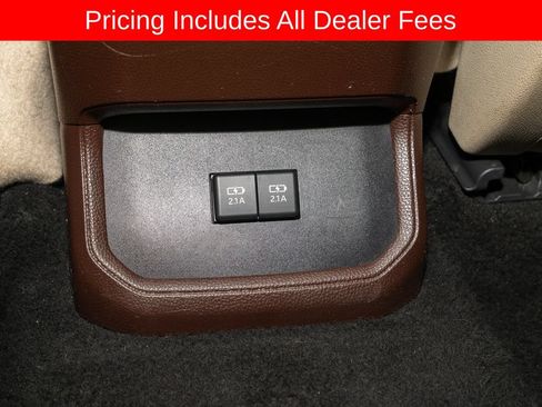 Used 2021 Toyota Highlander XLE FWD image 8