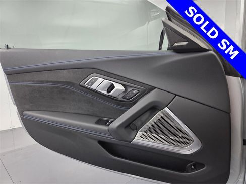 Certified 2022 BMW Z4 M40i w/ Premium Package image 32