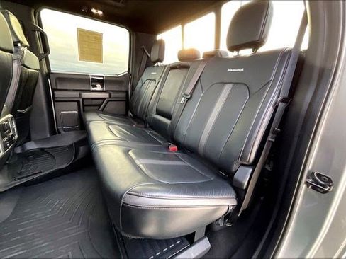 Used 2020 Ford F250 Platinum w/ FX4 Off-Road Package image 32