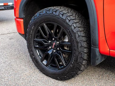 Used 2022 GMC Sierra 1500 Elevation w/ X31 Off-Road Package image 5