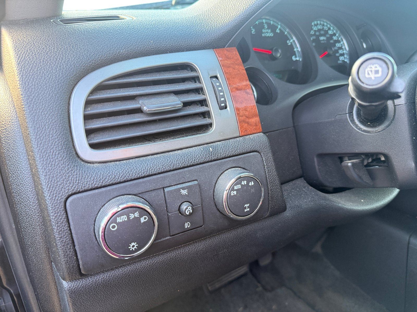 Used 2007 GMC Yukon SLE AWD/4WD image 19