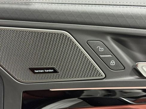 New 2026 BMW X2 xDrive28i w/ Technology Package AWD/4WD image 18