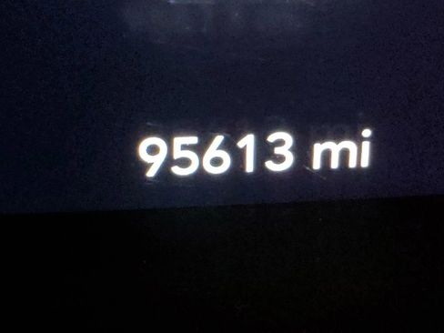 Used 2019 Jeep Wrangler Unlimited Sahara w/ Quick Order Package 24M Moab image 13