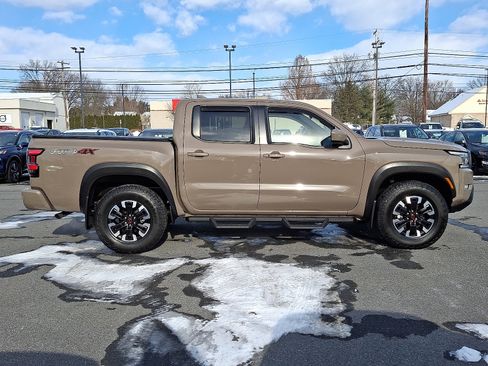 Certified 2023 Nissan Frontier PRO-4X w/ Tow Package image 9