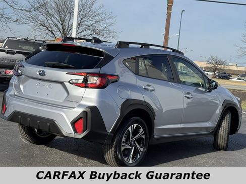 Used 2024 Subaru Crosstrek 2.0i Premium image 3