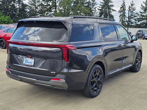 New 2026 Kia Carnival SX Prestige FWD image 5