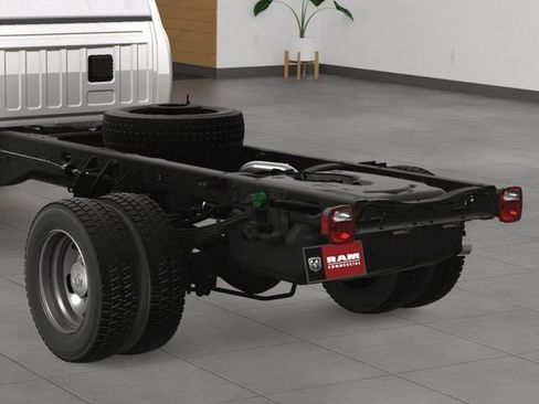 New 2025 RAM 4500 Tradesman image 20